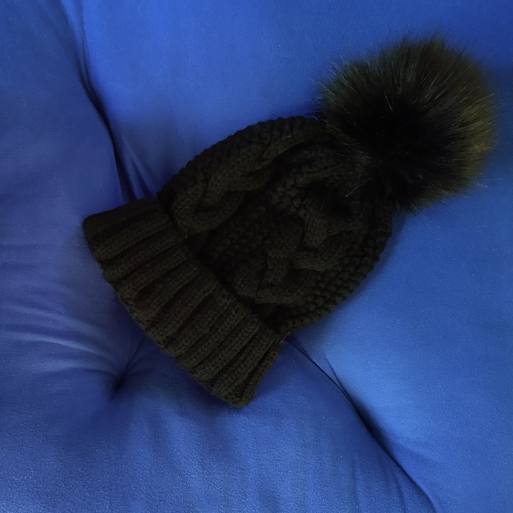 Handmade acrylic hat with pom pom 🙃